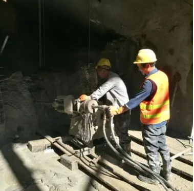 龙湖镇水下抗分散灌浆料特点 水下不分散注浆料介绍