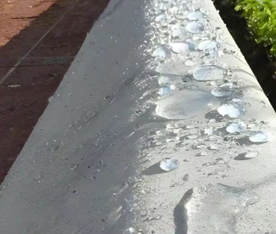 龙湖镇硅烷浸渍涂料在混凝土保护中的应用